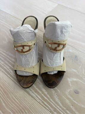Gucci Cream Suede Slide Heels with Gold-Tone Logo Accent